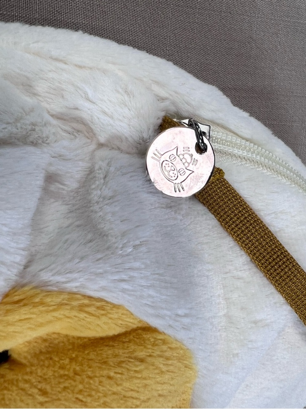 Jellycat Amuseable Happy Boiled Egg Crossbody Bag Plush White Yellow London - Picture 9 of 13